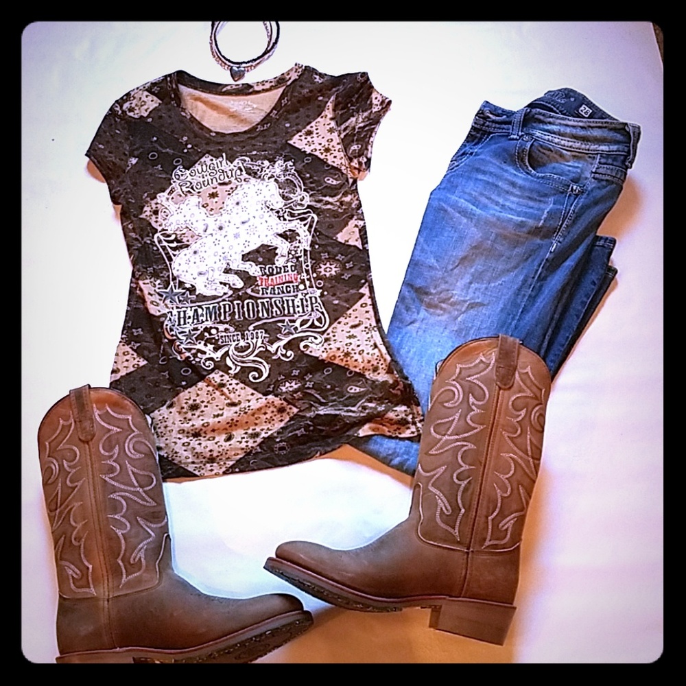 Cowgirl design tshirt